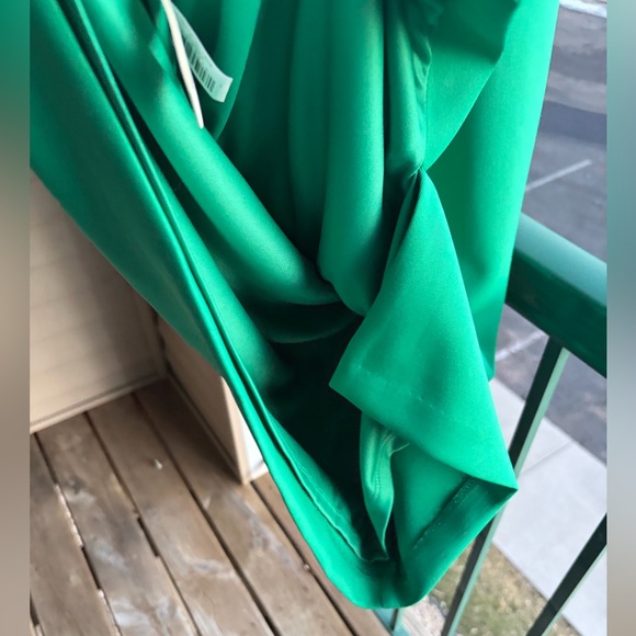 🆕🌿 Eliza J Emerald Green One-Shoulder Ruched Cocktail Dress Size 14 Party Formal - Picture 13 of 16